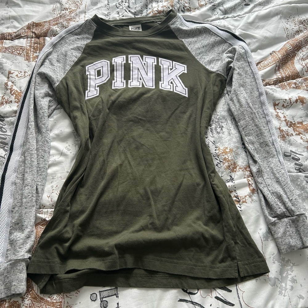 Green PINK VS long sleeve shirt